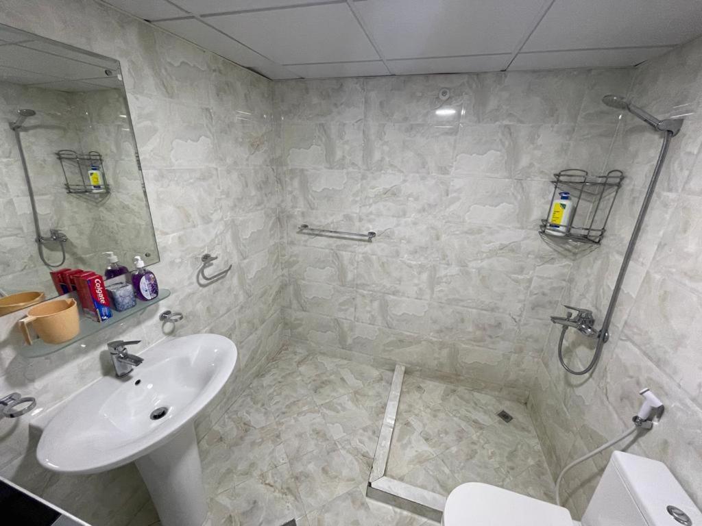 Private Cozy Furnished No 14 Khalidiya Park Uae * Abu Dhabi